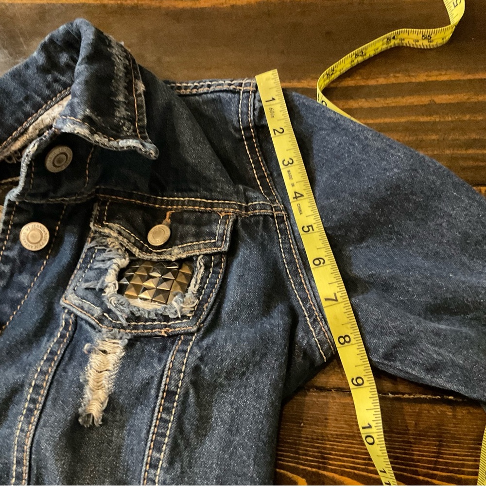 Rue21 Distressed Denim Jacket - Picture 4 of 7